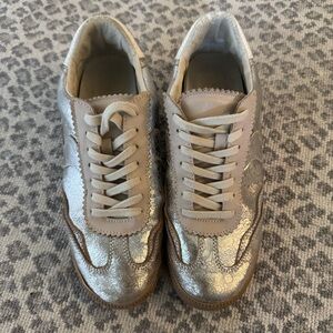 Dolce Vita Silver Sneakers Luxe Metallic Finish Size 9